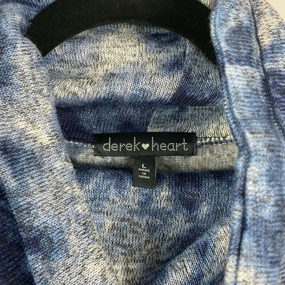 Derek Heart Funnel Neck Sweatshirt - Size Large Blue NWOT - Picture 3 of 3